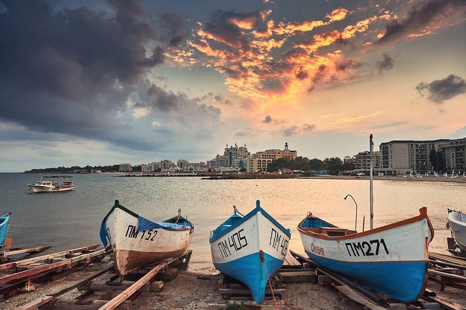 Hotel Electra Pomorie Exterior photo